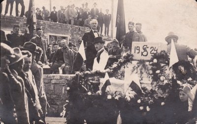 Sokol Třebětice, položení zákdního kamene sokolovny 18. 5. 1924 (Zdroj: archiv Sokola Třebětice)