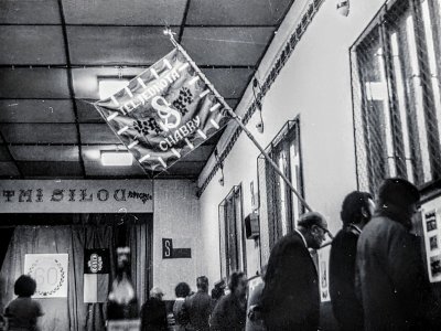 Interiér Sokolovny během oslav 60. výroční založení místního Sokola, 70. léta 19. stol. Zdroj: archiv chaberského Sokola