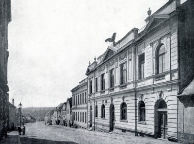 Budova staré sokolovny v Havlíčkově Brodě, pohled směrem ke Smetanovu náměstí