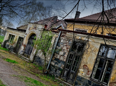 Žalostný stav budovy – současnost