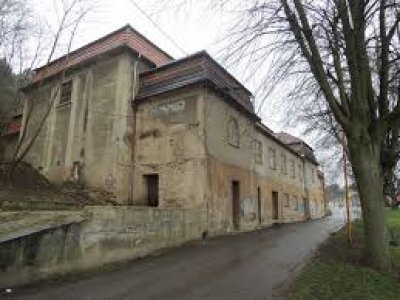 neutěšený stav objektu, současnost