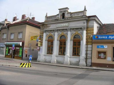 zanedbaný stav objektu v nedávné minulosti