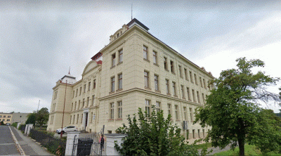 druhá strana objektu, dnešní gymnázium; zdroj: mapy.cz