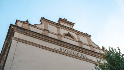 Detail sokolovny, zdroj: ČOS