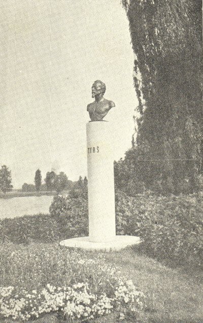 dobová pohlednice, polovina 30. let
