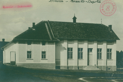 sokolovna z roku 1923 (zdroj: esbirky.cz)