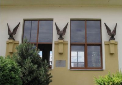 zdroj foto: https://www.pametni-desky-v-praze.cz/