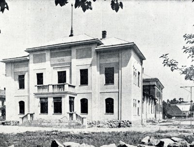 Nová přístavba na sokolovně, zdroj: Pamětní list Sokola Žamberského, r. 1927.