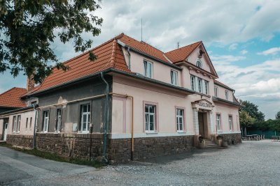 Sokolovna Králův Dvůr, zdroj: ČOS