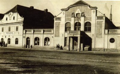 Sokolovna v roce 1930, zdroj: Sokol Dobříš 130 let, 1998, archiv ČOS