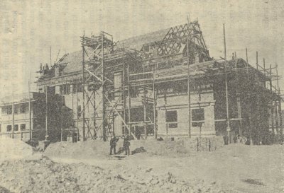 Rozestavěná budova sokolovny, foto: knihovna ČOS