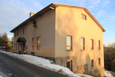 generální přestavba poničeného objektu, rok 1975