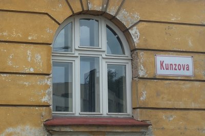 Kunzova, uliční znamení, foto: M. Tilšar