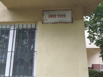 Jana Uhra, uliční znamení, foto: M. Tilšar