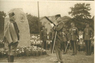 Slavnostní řeč pronesl br. major Roubal z památníku Osvobození